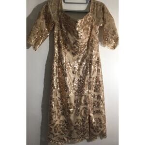 Neiman Marcus Women's Size Medium Beige Floral Sequin Square Neck Evening Dress